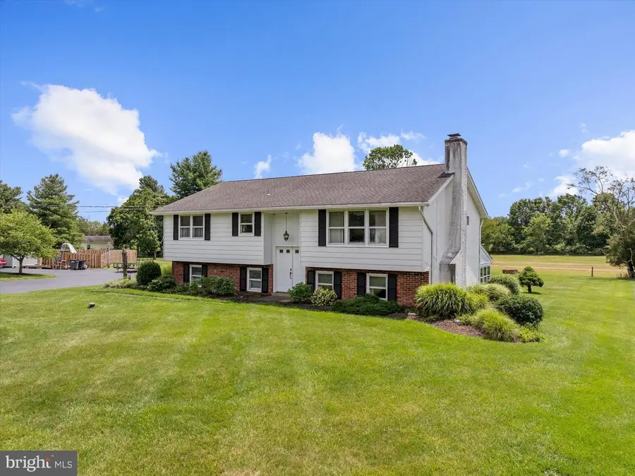 109 Roberts Ave, Quakertown, PA 18951 - #3