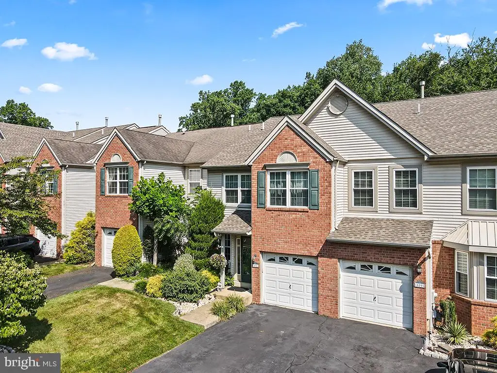 518 Jason Dr, Southampton, PA 18966 - #1