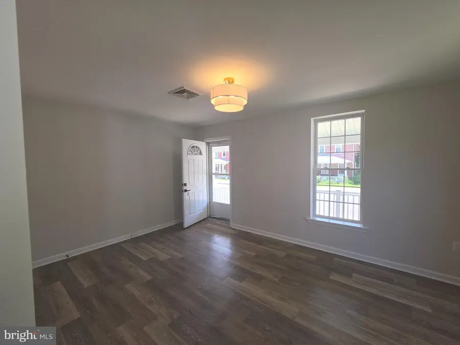 227 N Main St, Telford, PA 18969 - #3