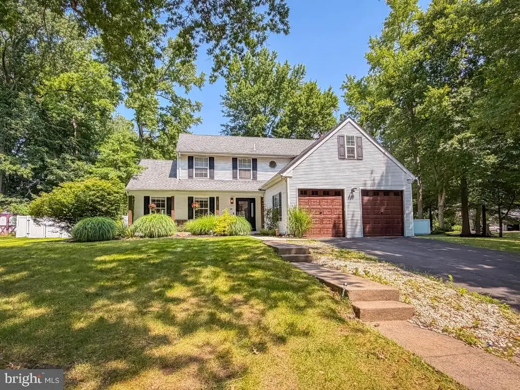 152 Aspen Rd, Yardley, PA 19067 - #1