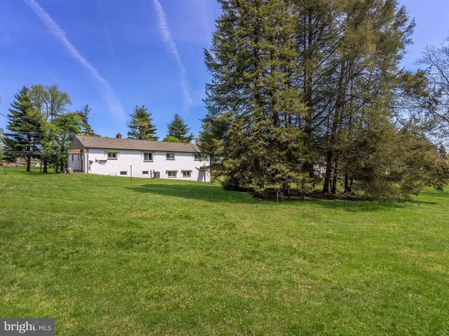 1104 Almshouse Rd, Ivyland, PA 18974 - #3