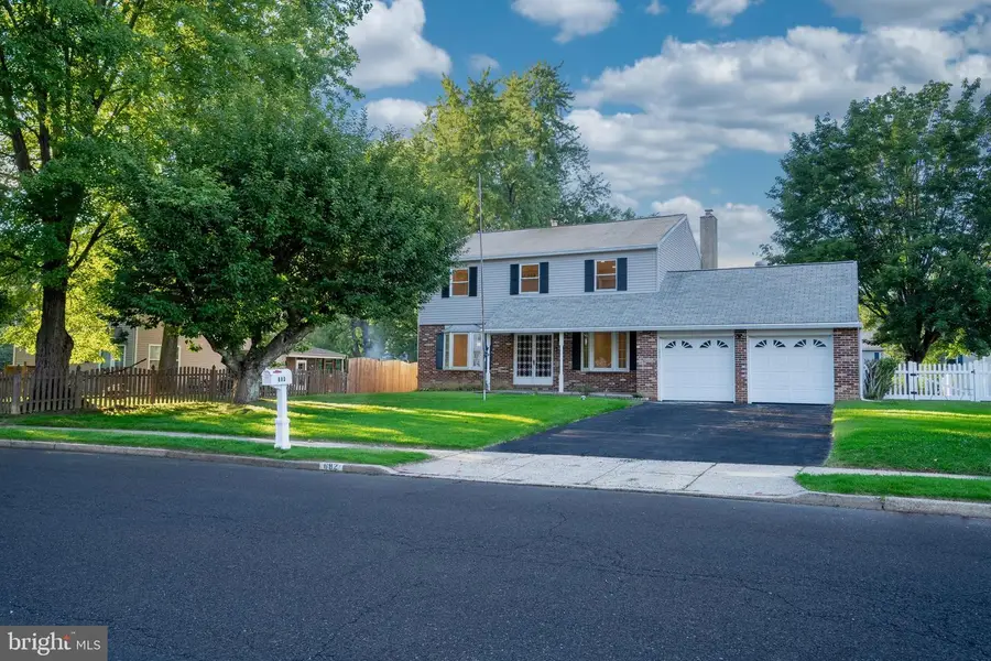 682 Woodlyn Dr, Feasterville Trevose, PA 19053 - #3