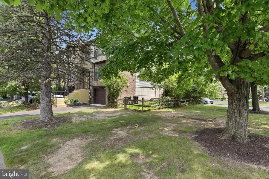 3255 Durham Pl, Southampton, PA 18966 - #2