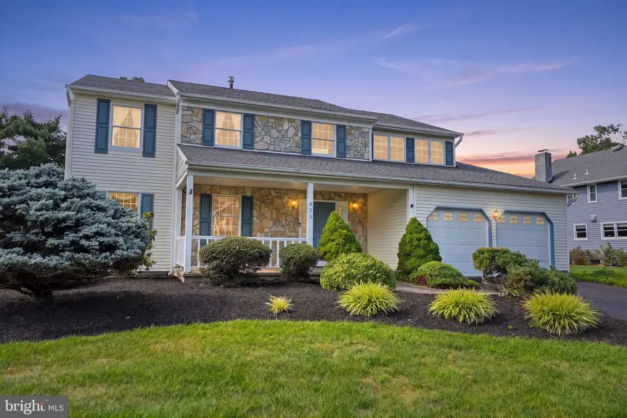 625 Teich Dr, Yardley, PA 19067 - #2