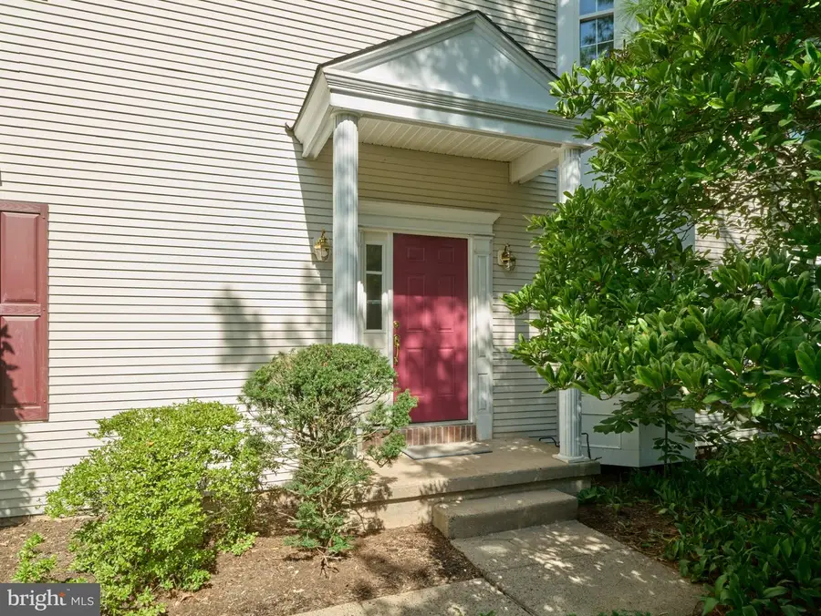28 Heritage Hills Dr, Washington Crossing, PA 18977 - #3