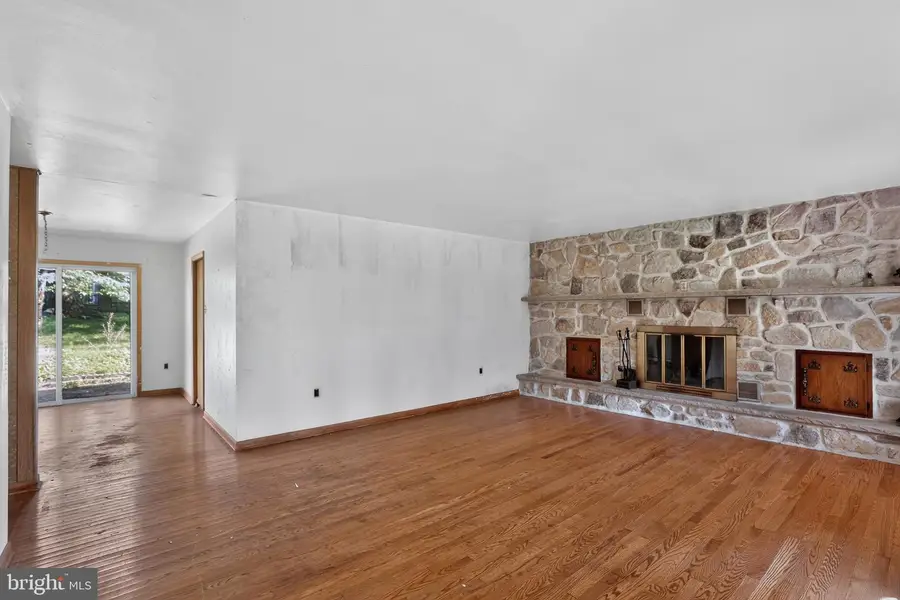 510 Green Valley Rd, Langhorne, PA 19047 - #2