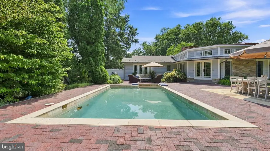 1 Country Club Ln, Doylestown, PA 18901 - #3