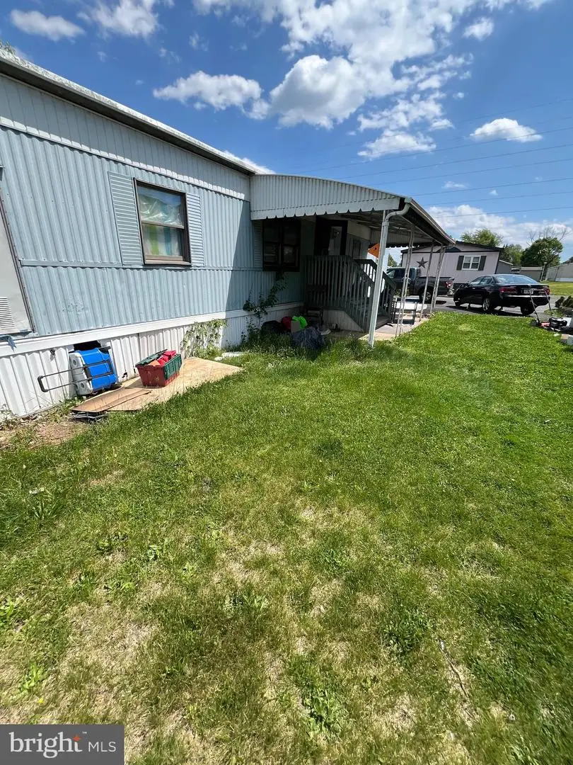 7612 Hunter Dr, Morrisville, PA 19067 - #2