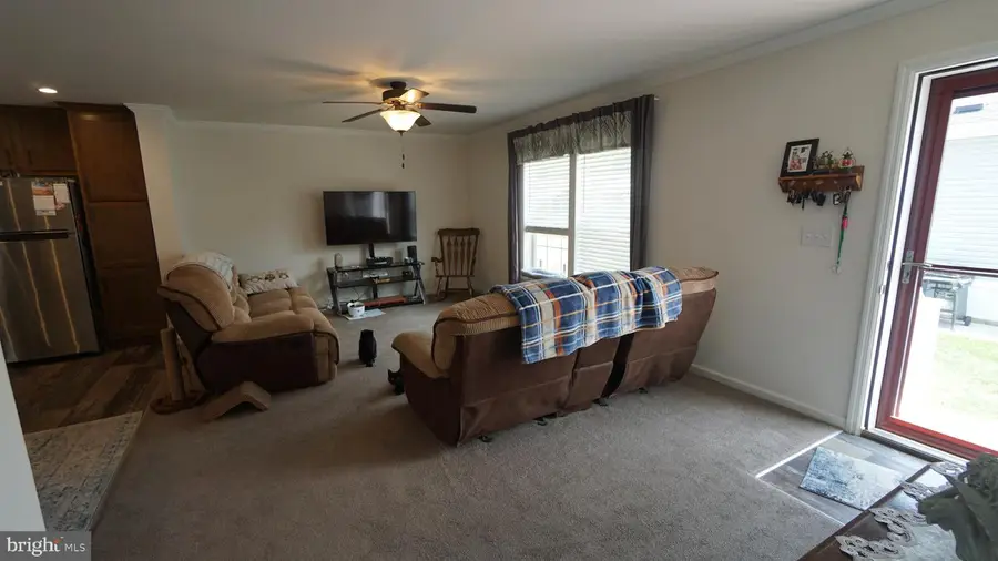 4207 Darby Dr, Morrisville, PA 19067 - #2