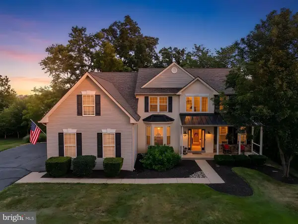 941 Red Coat Farm Dr, CHALFONT, PA 18914