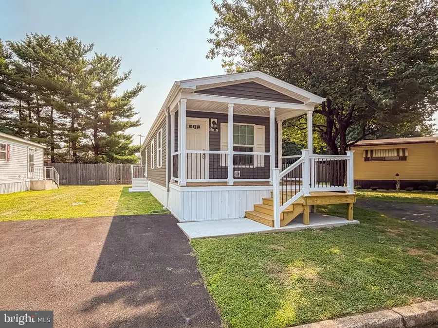 4107 Davis Dr, Morrisville, PA 19067 - #2