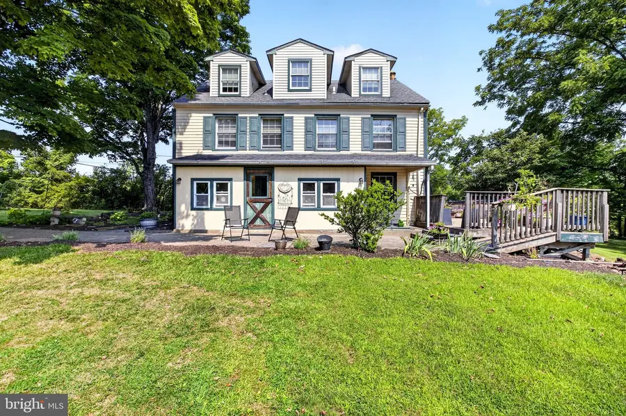 5842 Township Line Rd, Pipersville, PA 18947 - #3