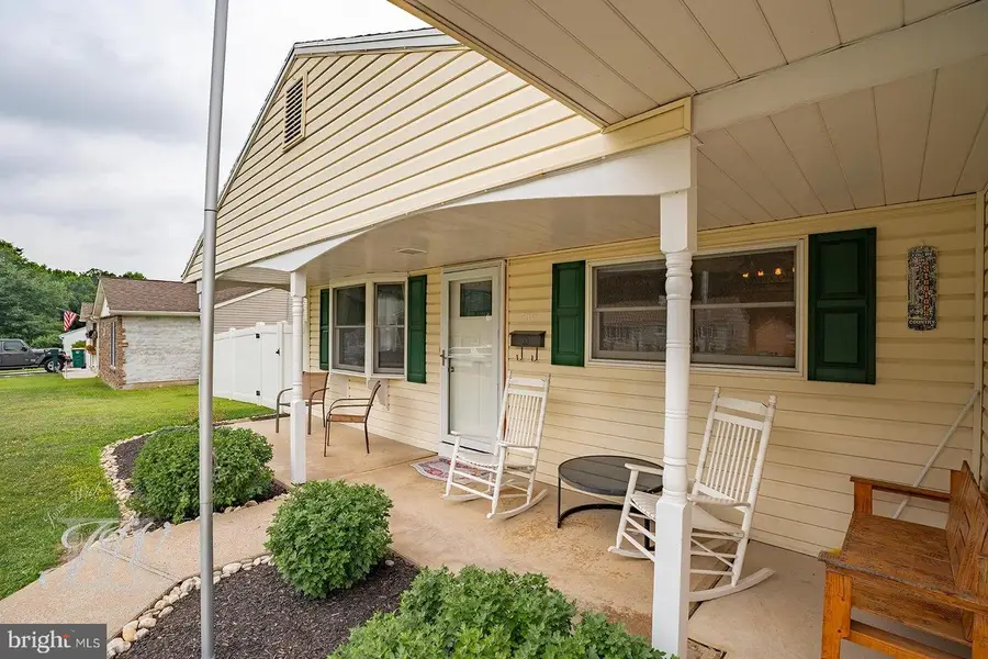212 Stanford Rd, Fairless Hills, PA 19030 - #3