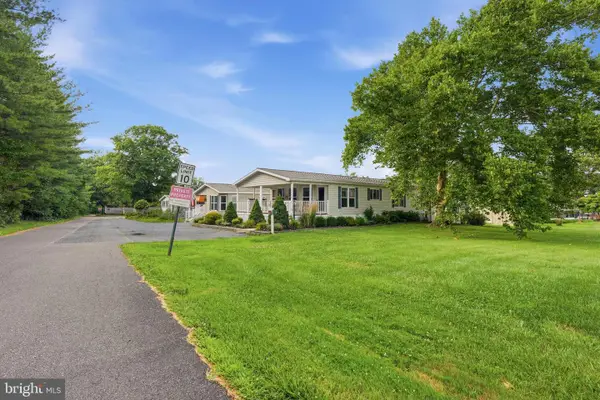 1065 Pine Cir, TELFORD, PA 18969