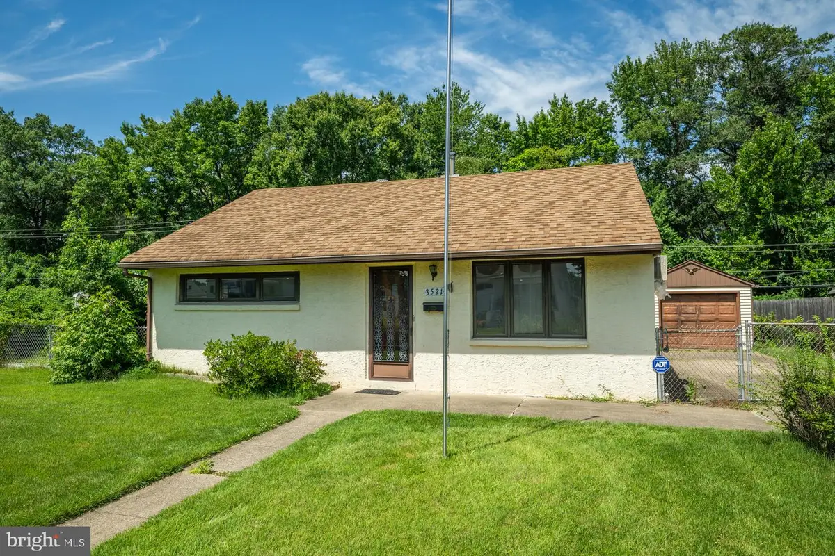 3521 Rockview Dr, Bristol, PA 19007 - #1