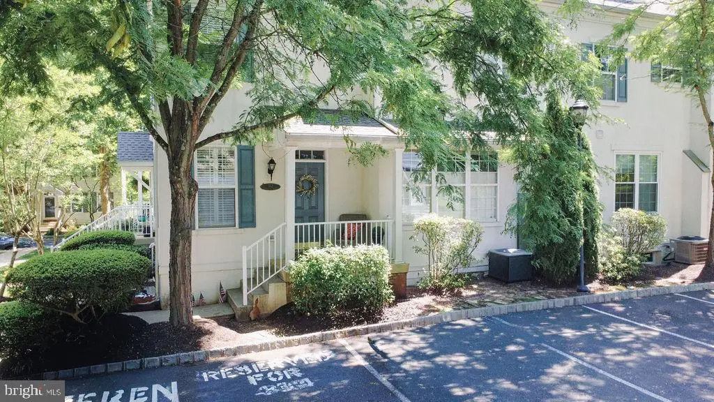 312 Lantern Dr, Doylestown, PA 18901 - #1