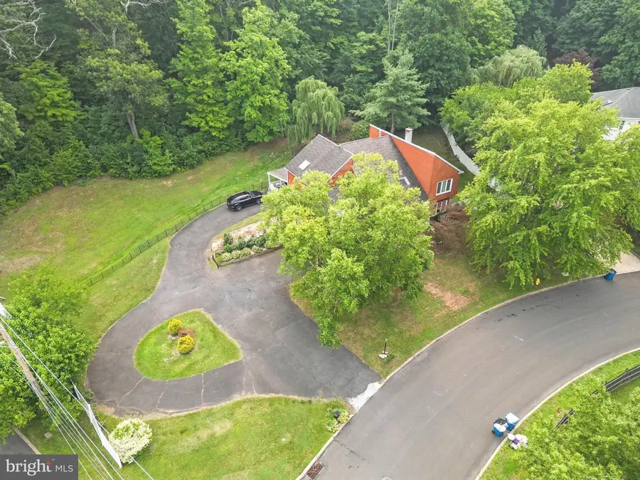 2002 Par Dr, Doylestown, PA 18901 - #3