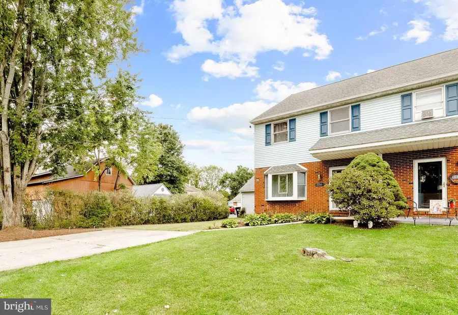 106 First Ave, Richlandtown, PA 18955 - #2
