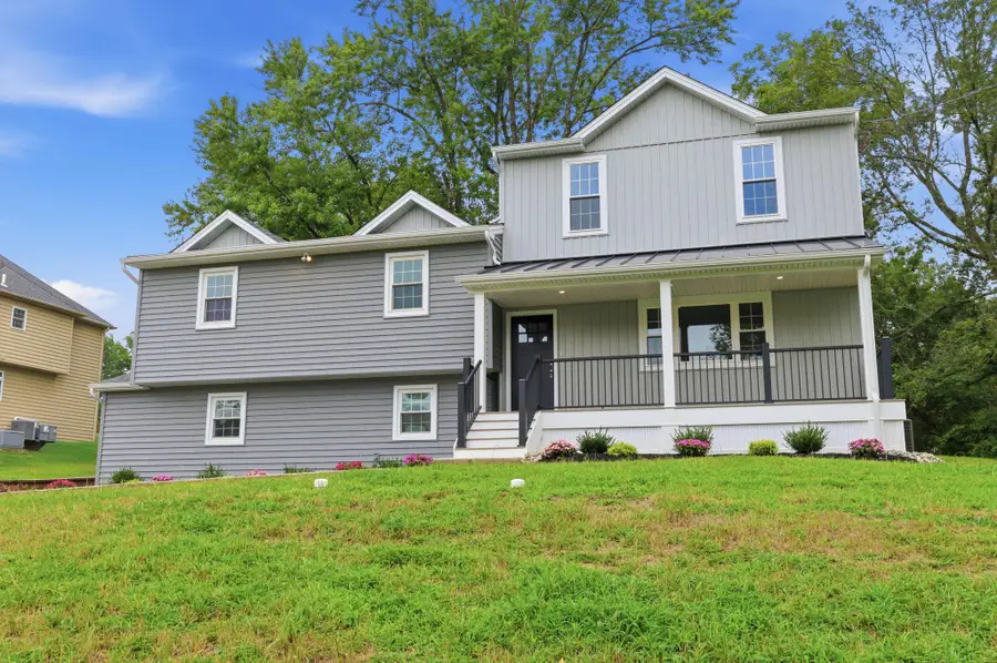 886 Sackettsford Rd, Ivyland, PA 18974 - #3