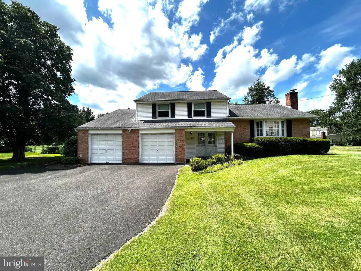 92 Arbor Road, Southampton, PA 18966 - #1