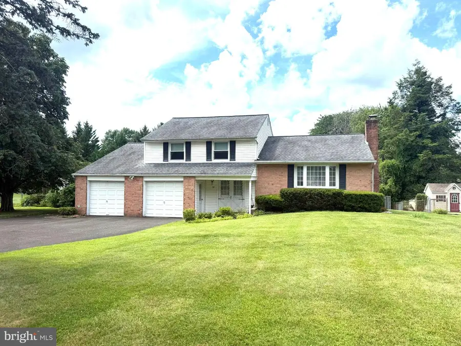 92 Arbor Road, Southampton, PA 18966 - #2