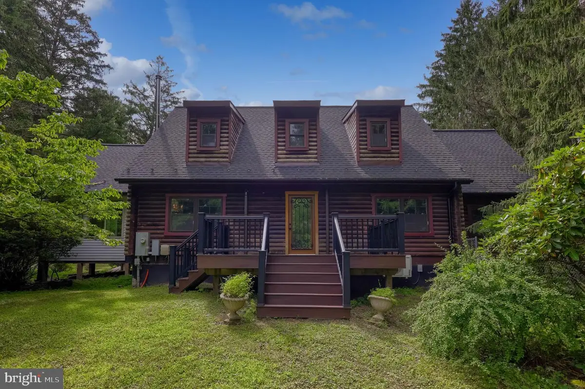 1702 Briarwood Ln, Quakertown, PA 18951 - #1