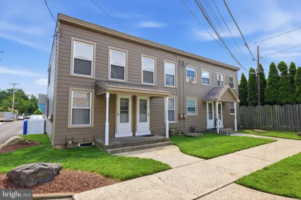 2 - 8 Corliss Ave, MORRISVILLE, PA 19067