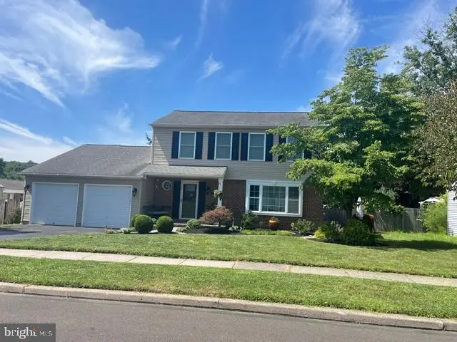 126 Hampton Dr, Langhorne, PA 19047 - #2