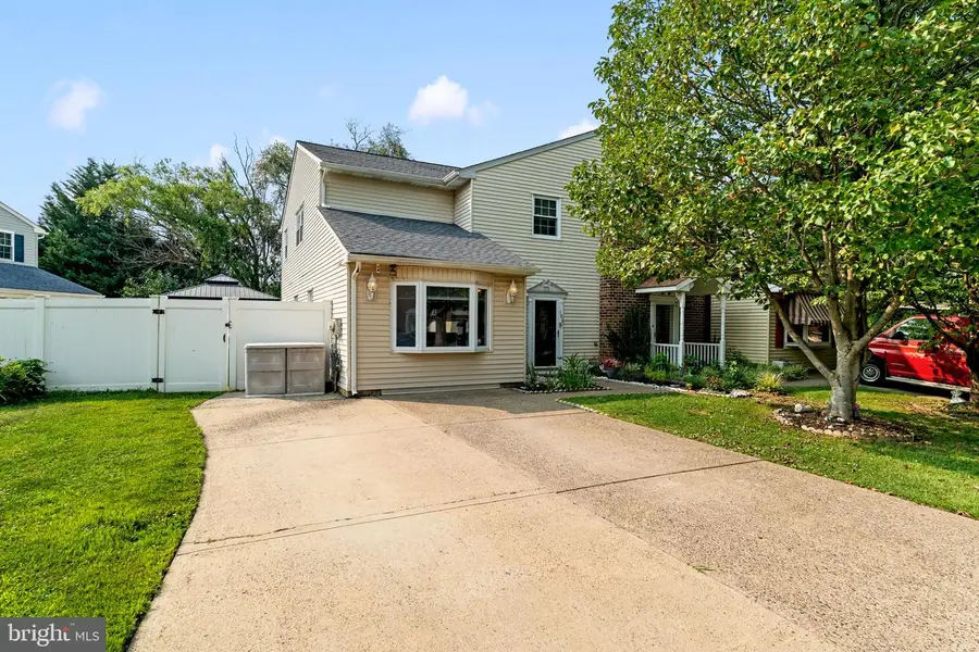 106 Winfield Ct, Fairless Hills, PA 19030 - #3