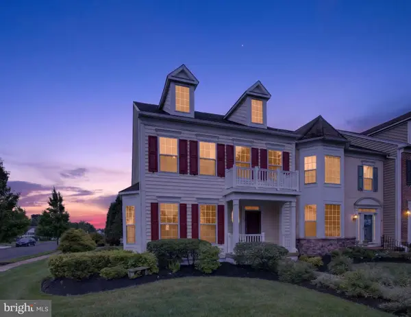 63 Williams Dr, FOUNTAINVILLE, PA 18923