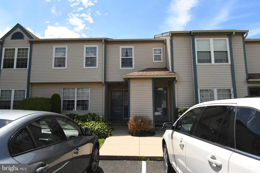 237 Allem Ln, Perkasie, PA 18944 - #2