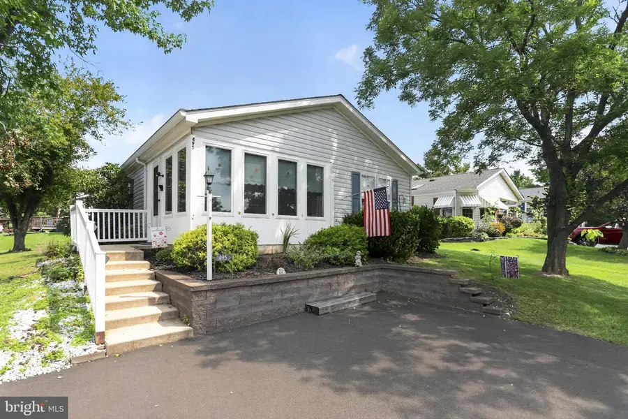 495 Goldenrod Crossing W, Buckingham, PA 18912 - #2