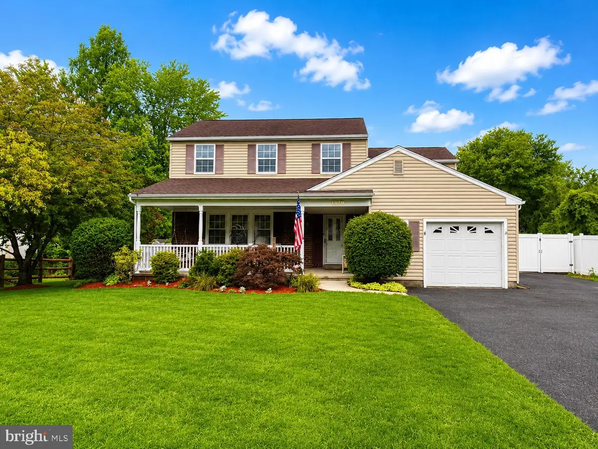 1826 Roan Dr, Warrington, PA 18976 - #1