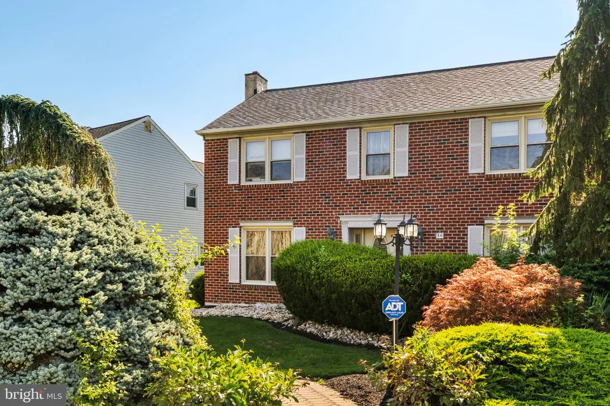 50 Stardust Dr, Southampton, PA 18966 - #1