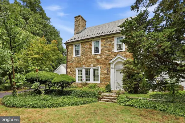 6502 N Radcliffe St, BRISTOL, PA 19007
