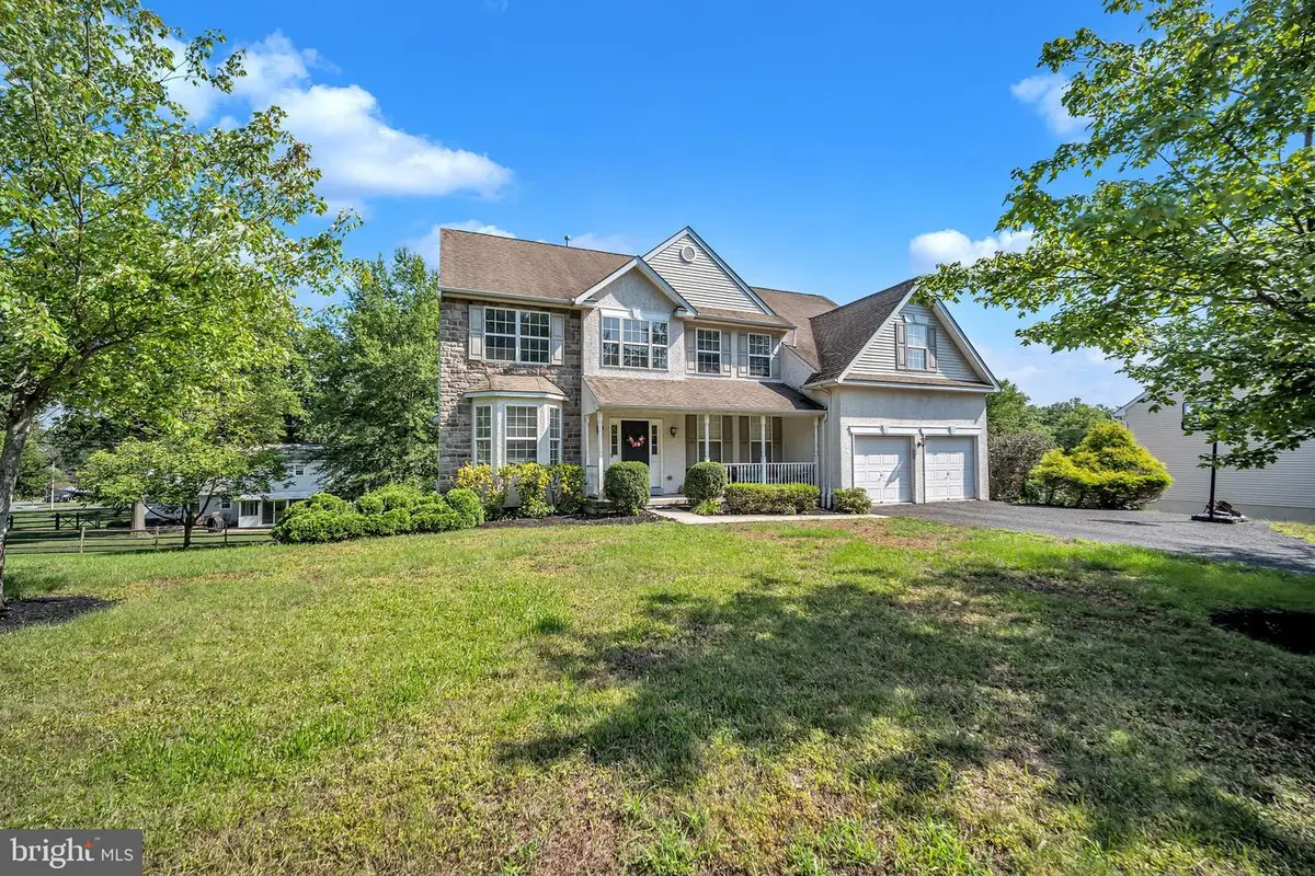 603 S 12th St, Sellersville, PA 18960 - #1