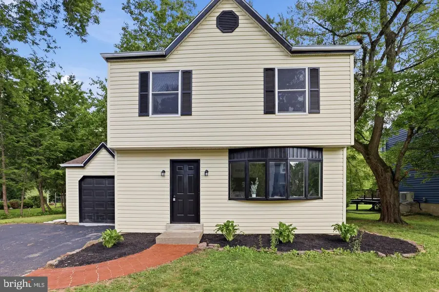 815 Philadelphia Ave, Warrington, PA 18976 - #2