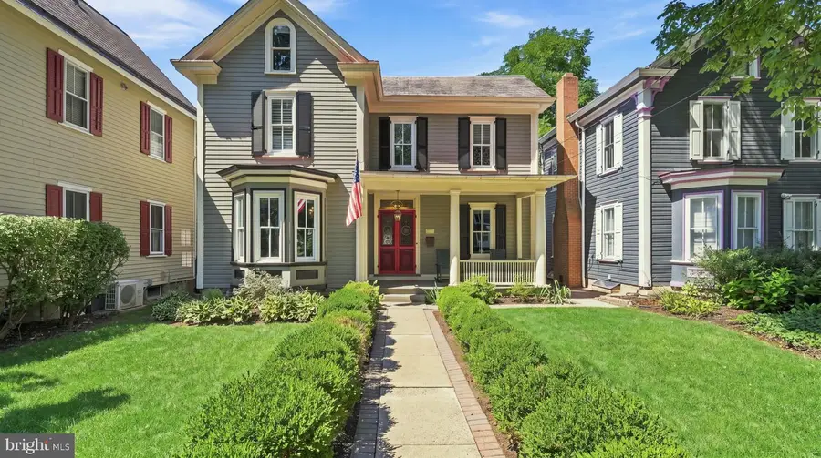 275 W Court St, Doylestown, PA 18901 - #2