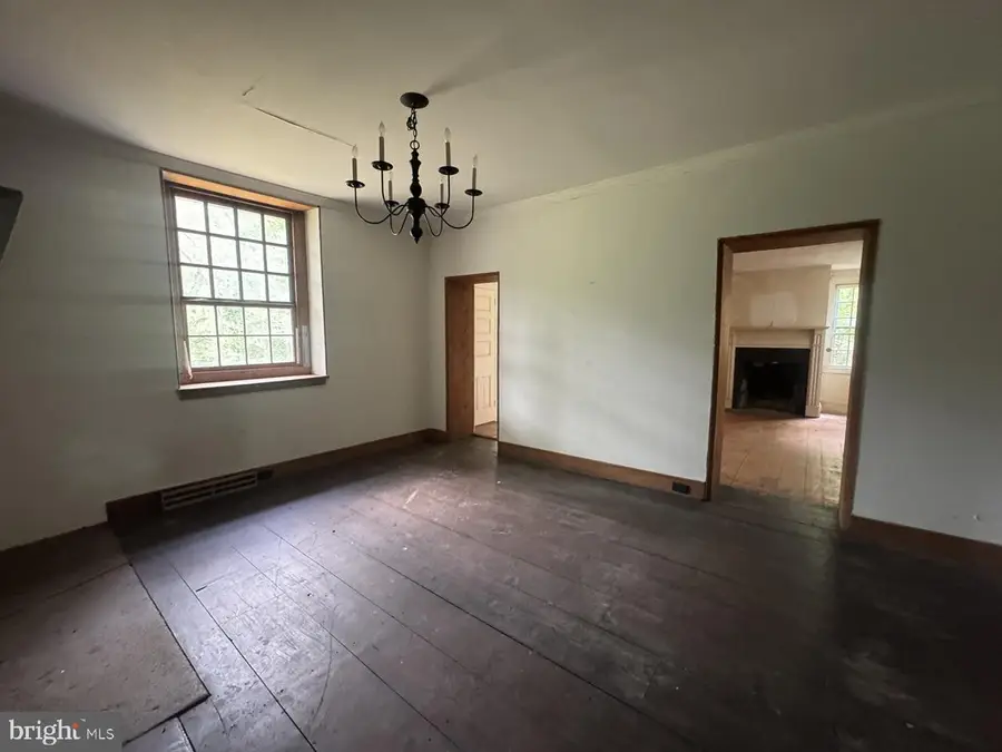 1354 Oxford Valley Rd, Yardley, PA 19067 - #2