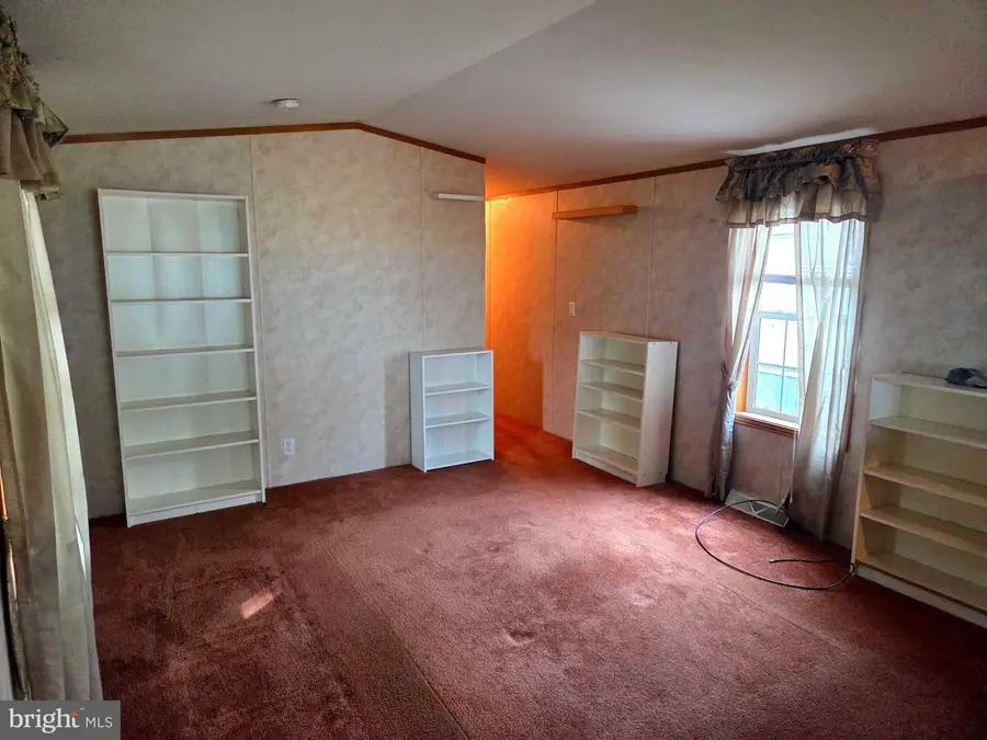 112 Conestoga Dr, Doylestown, PA 18901 - #2