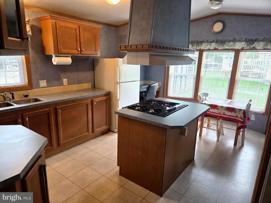 112 Conestoga Dr, Doylestown, PA 18901 - #3