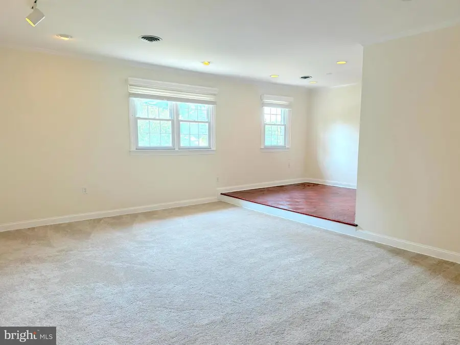 607 S Yardley Cmns St, Yardley, PA 19067 - #3