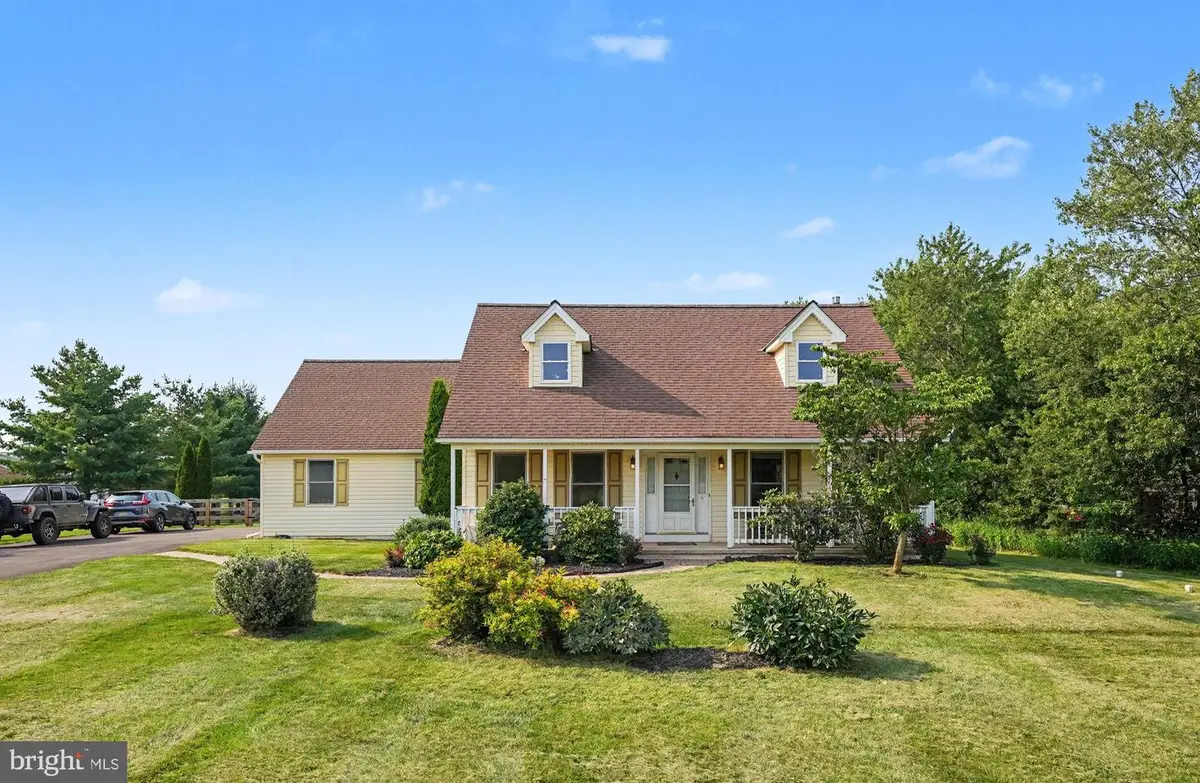 602 Quarry Rd, Perkasie, PA 18944 - #1