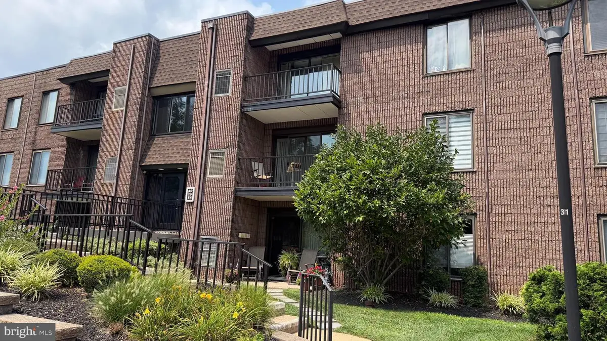 52 Oakridge Dr, Langhorne, PA 19047 - #1