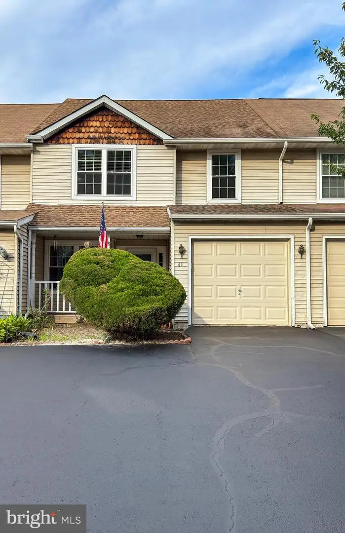 49 Cottonwood Dr, Southampton, PA 18966 - #3