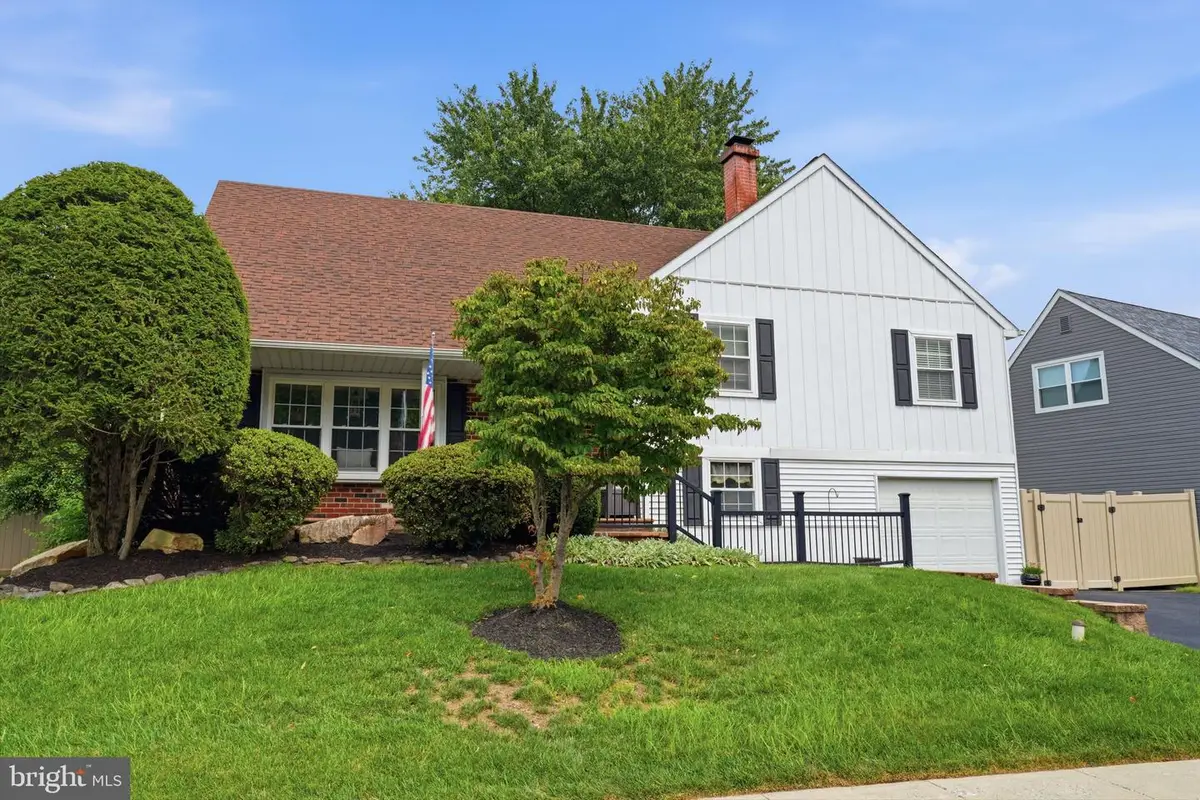 3620 Clear Springs Dr, Bensalem, PA 19020 - #1
