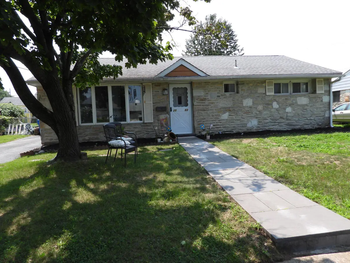 2503 Laurel Dr, Bristol, PA 19007 - #1