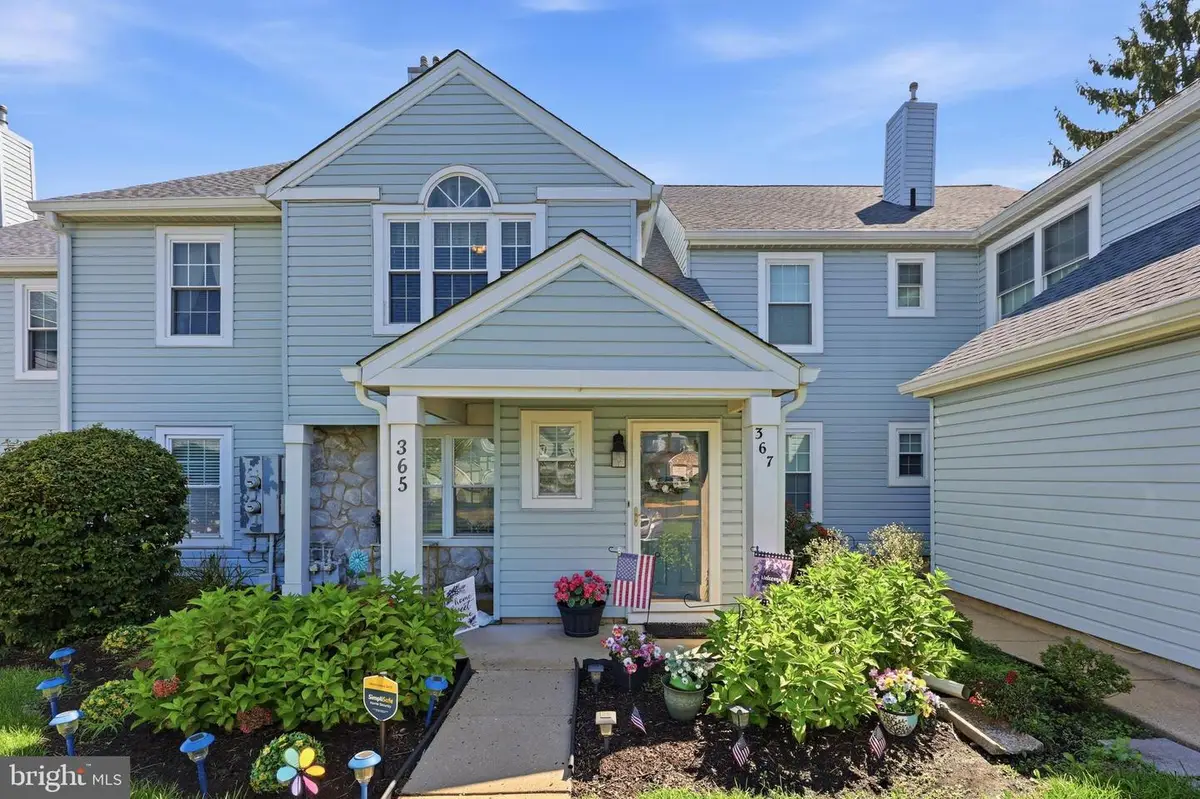 367 Independence Dr, Southampton, PA 18966 - #1
