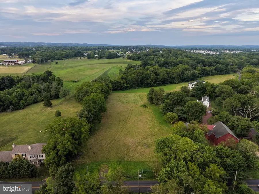9 Barry Rd, Chalfont, PA 18914 - #2
