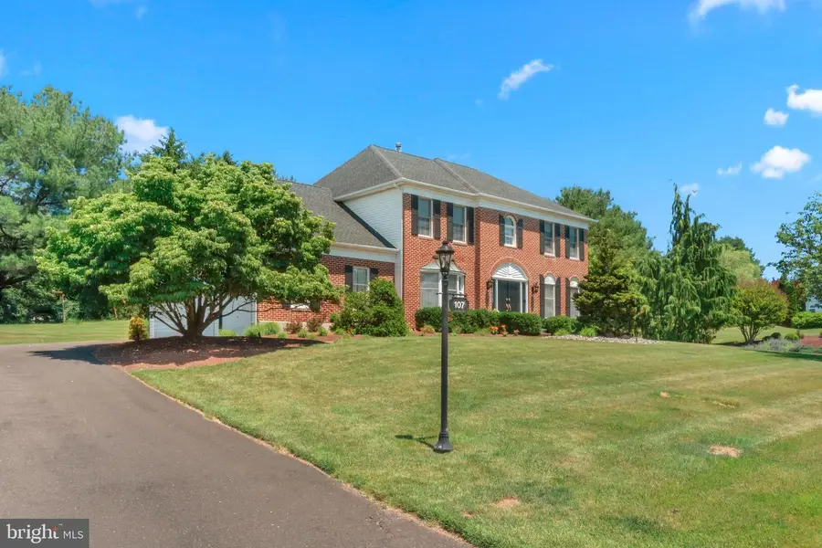107 Gleniffer Hill Rd, Richboro, PA 18954 - #2